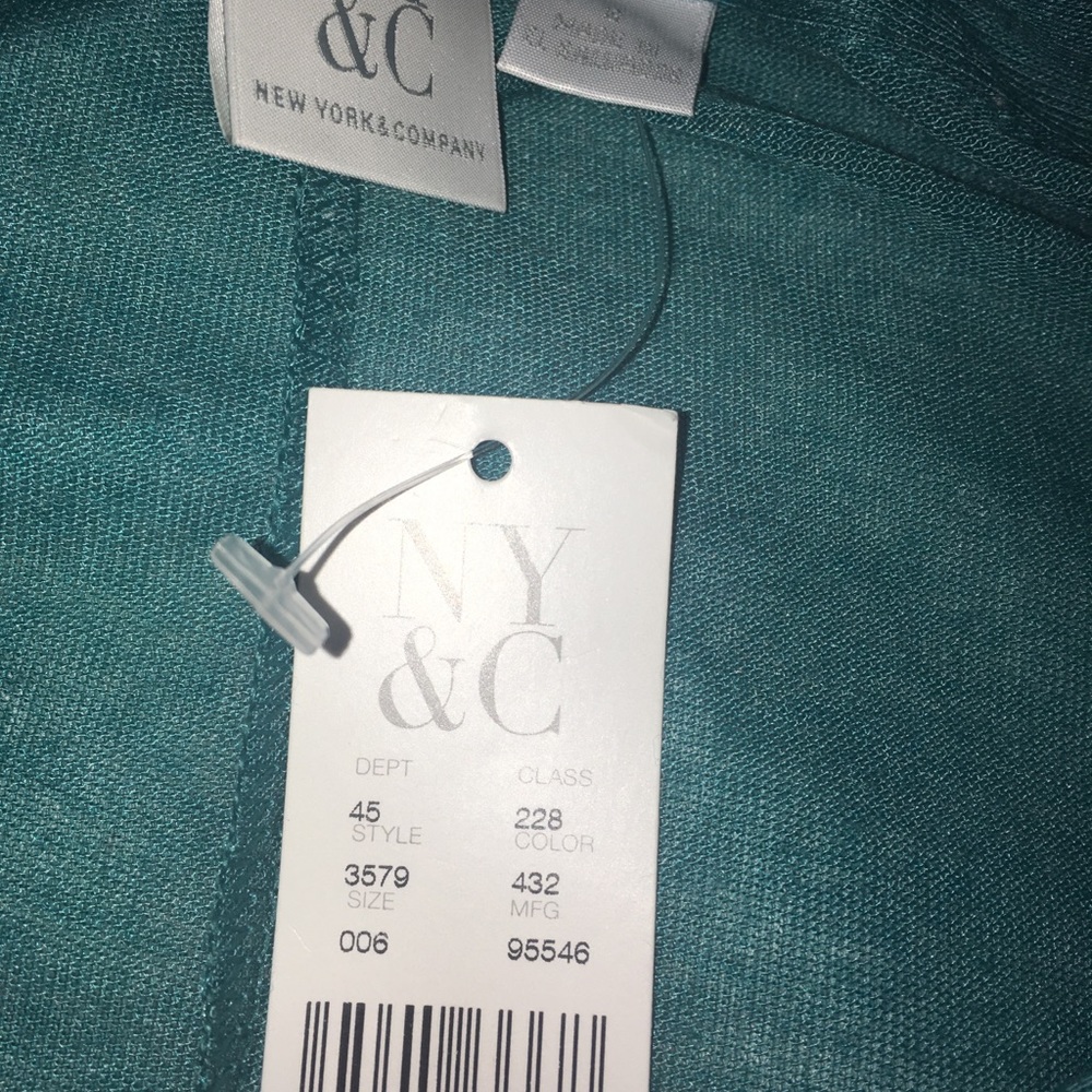 NY&C  lightweight green cowl knitted top - Picture 3 of 8